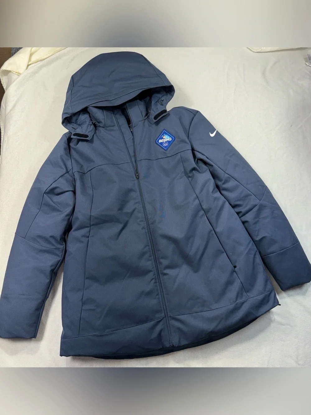 Nike Beijing Winter Olympics 2022 Down Puffer Jacket Size Large *Pristine!